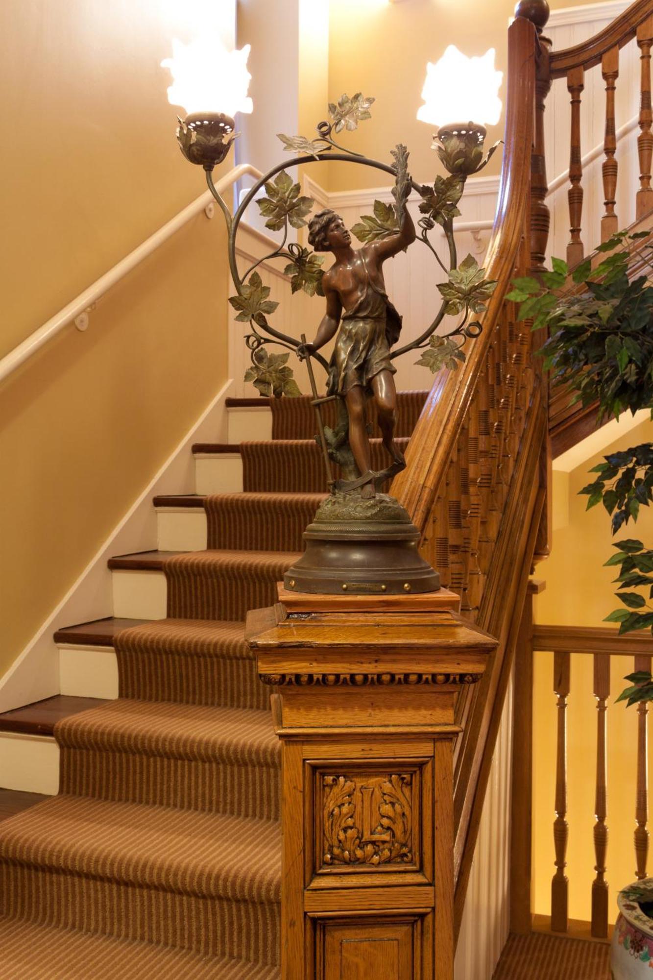 Hotel Providence Bagian luar foto