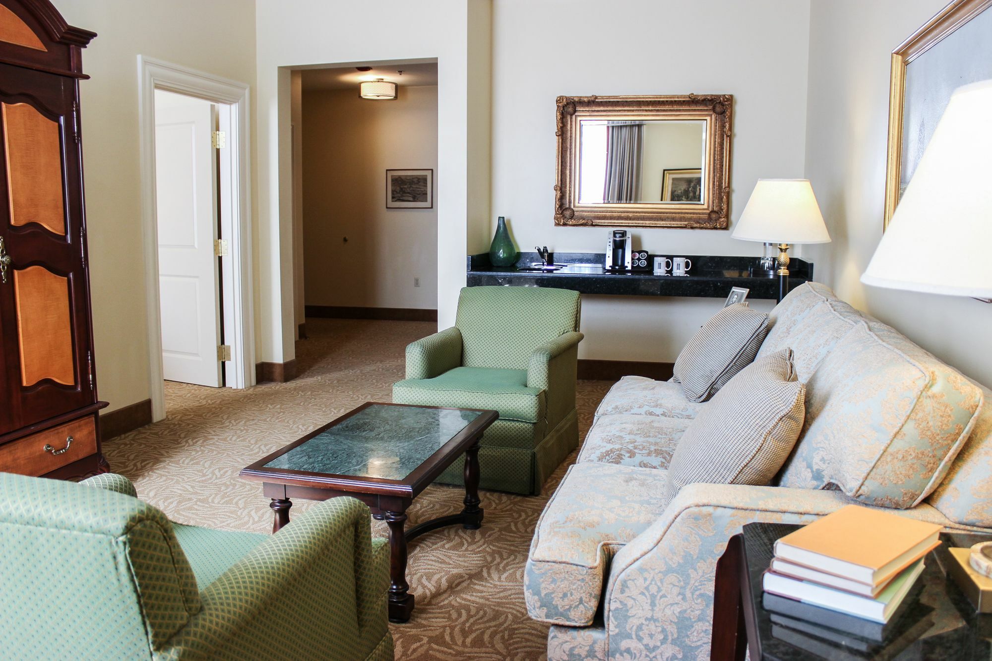 Hotel Providence Bagian luar foto